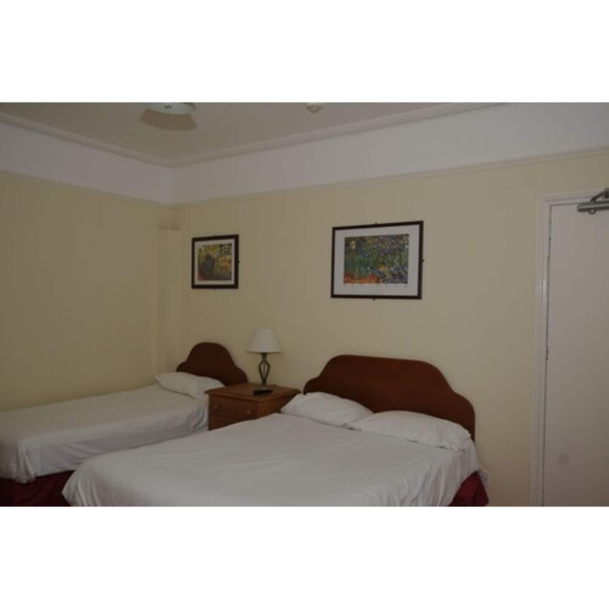 Wimblehurst Hotel Horsham Kültér fotó
